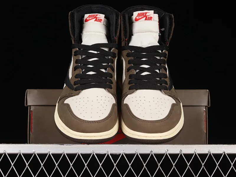 All Categories Air Jordan Jordan Series Basketball Shoes Air Jordan 1 High LW Version Travis Scott x Air Jordan 1 High OG AJ1 Reverse Hook Limited Edition CD4487-100